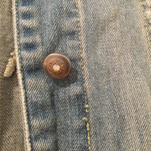 Embroidered Distressed Denim Jacket - Picture 4 of 5